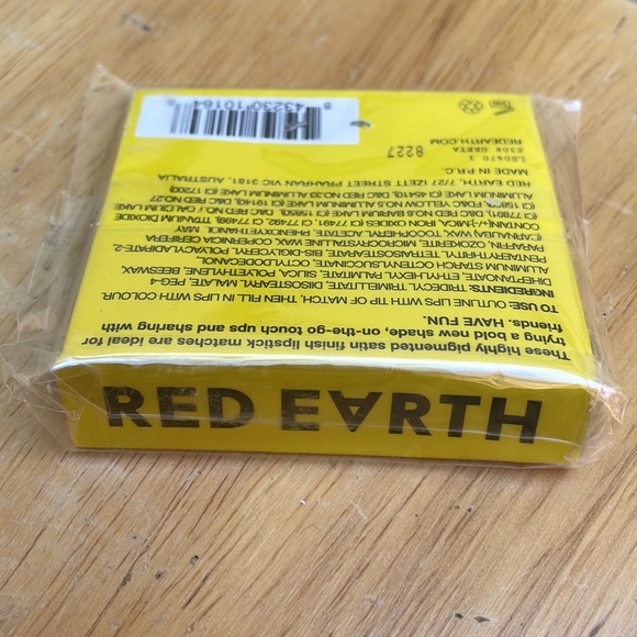 ⚜️Red Earth “Have Fun” Lipstick Matches! NWT! - Picture 3 of 4
